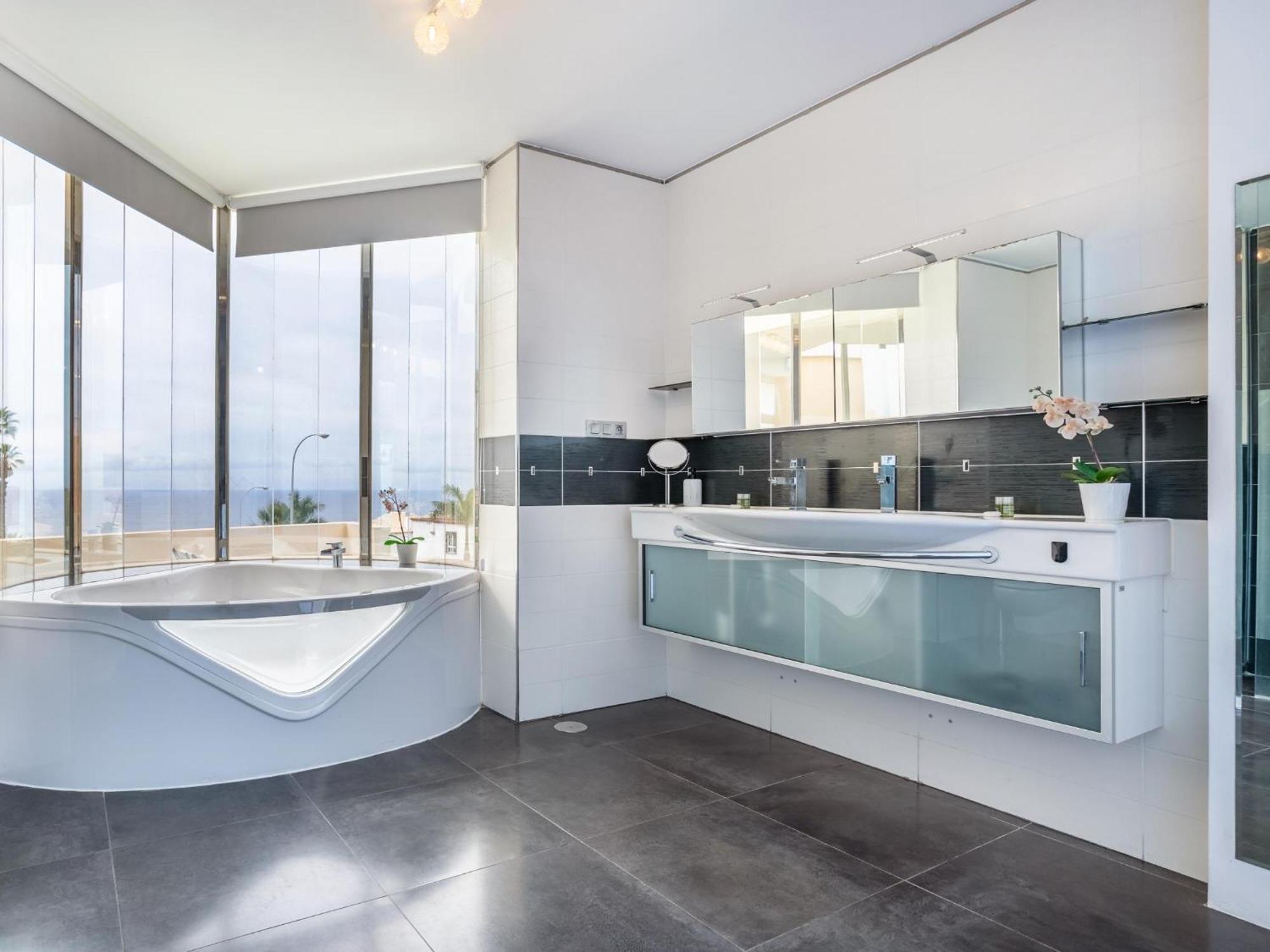 Villa Olbia Charming Dreamview With Jacuzzi Costa Adeje  Exterior photo
